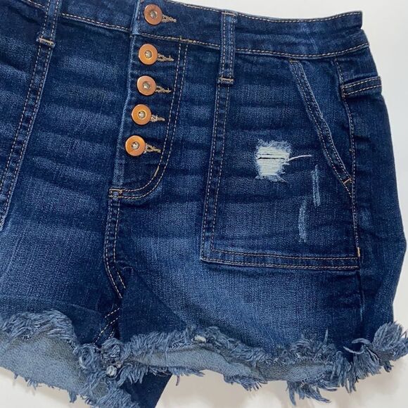 No Boundaries High Rise Shorts Size 9 - Picture 5 of 12